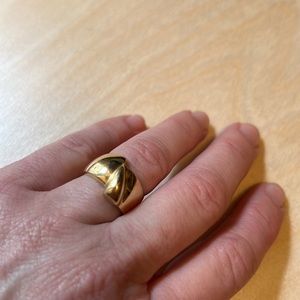14K gold ring